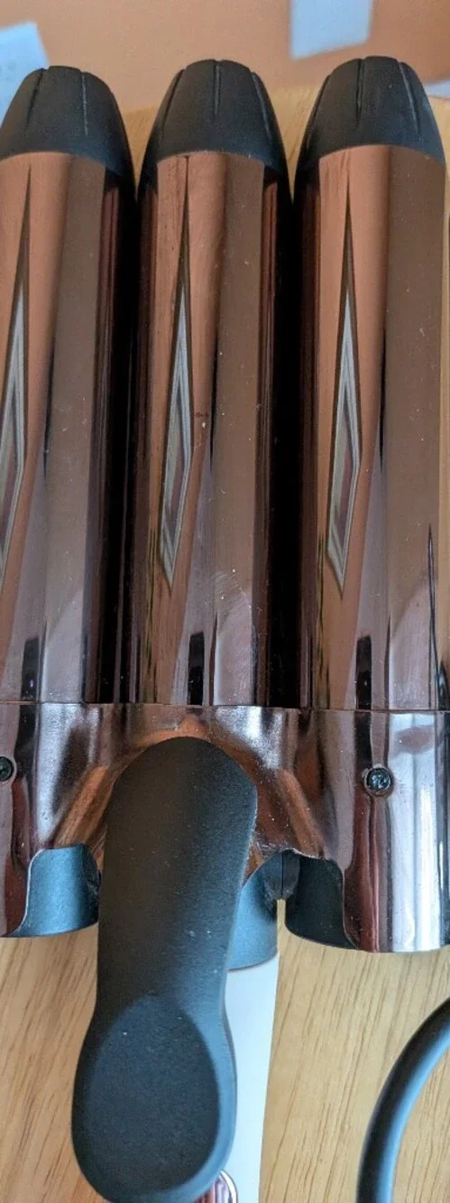 Lange White and Rose Gold 3-Barrel Crimping Iron for Women's- Styling Tool